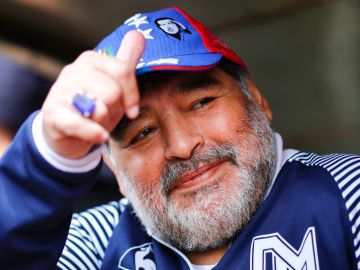 El 'Pelusa' había renunciado el martes por problemas en la directiva.