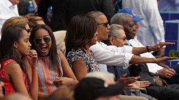 Sasha Obama, junto a su hermana y sus padres.