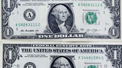 El dólar aumenta en México.