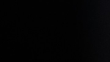 Julio César tuvo que ser ayudado por sus acompañantes.