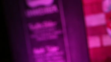 Sólo por hoy, y sin comprar nada, puedes llevarte una hamburguesa con papas gratis, además de participar para la dotación de un año.