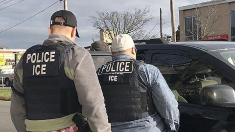 ICE realiza redadas de distintos tipos.