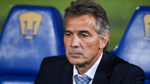 La afición no está contenta con su trabajo y lo mostraron de la peor manera.
