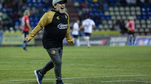 Maradona dirigió a Dorados durante dos torneos.