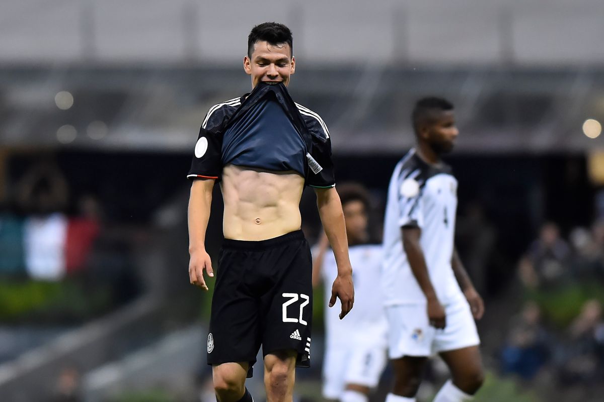 'Chucky' Lozano estará en concentración con el Napoli hasta el próximo domingo.