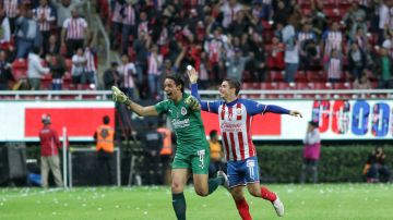 José Antonio Rodríguez festeja su gol.