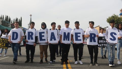 La Acción Diferida para los Llegados en la Infancia (DACA) se aprobó en 2012 durante el gobierno de Obama./ fotos: archivo.