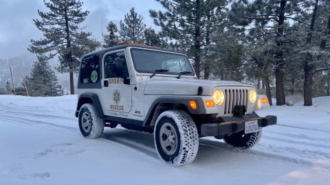 Continuará nevando en Palmdale y Lancaster hasta este viernes.