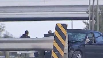 La policía respondió a una llamada de un accidente sobre la calle Mykawa a eso de las 5:45 a.m.