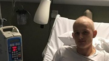 Max Taylor fue convocado para el juego de Europa League.