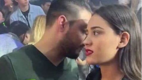 La imagen fue tomada de un video en donde se les ve muy juntos y contentos.