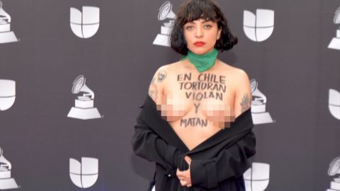 Mon Laferte en los Latin Grammys 2019