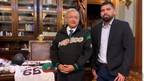 AMLO recibió a José Urquidy, de los Astros.