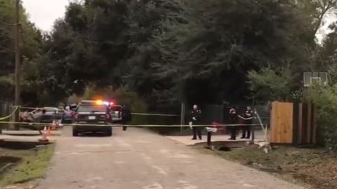 Oficiales respondieron a un reporte de robo en la cuadra 6800 de la calle Utah.