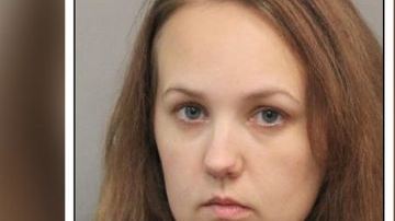 Mariah Davis-Webster, de 30 años, agredió al hombre.