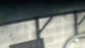 Momento en que víctima y atacante salen del bar.