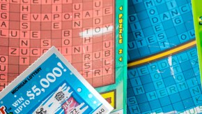 En varias ocasiones, su hijo le había regalado billetes falsos.