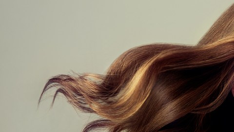 cabello fuerte