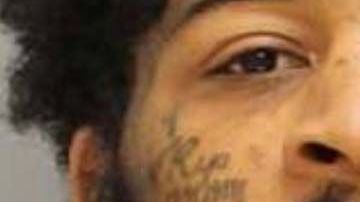 Nafes Monroe enfrenta cargos por negligencia y por poner en riesgo la vida de un menor.