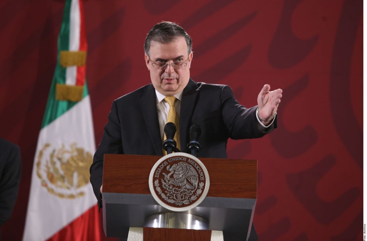  Marcelo Ebrard .
