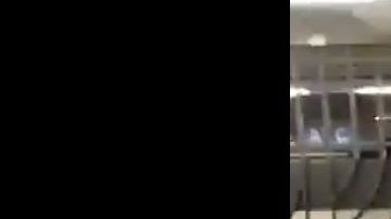 La mujer fue esposada, pero liberada a los pocos minutos.