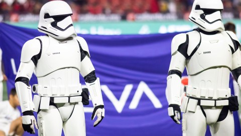 Los Xolos de Tijuana se robaron la jornada con su espectacular entrada al estilo Star Wars.