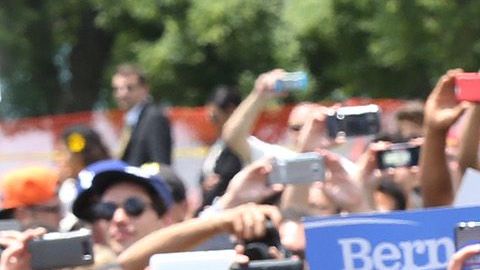 Desde el 2016, los eventos de Sanders en California son masivos y llenos de juventud latina. (Aurelia Ventura)