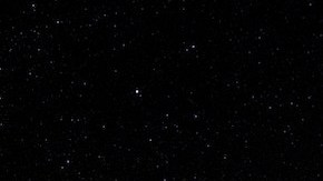 La impresión de este artista muestra el planeta K2-18b, es la estrella anfitriona y un planeta acompañante en este sistema.