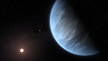 La impresión de este artista muestra el planeta K2-18b, es la estrella anfitriona y un planeta acompañante en este sistema.