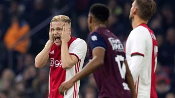 Ajax cortó con una racha de 36 partidos seguidos sin perder en casa.