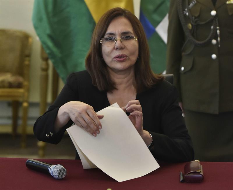 Karen Longaric, canciller de Bolivia.