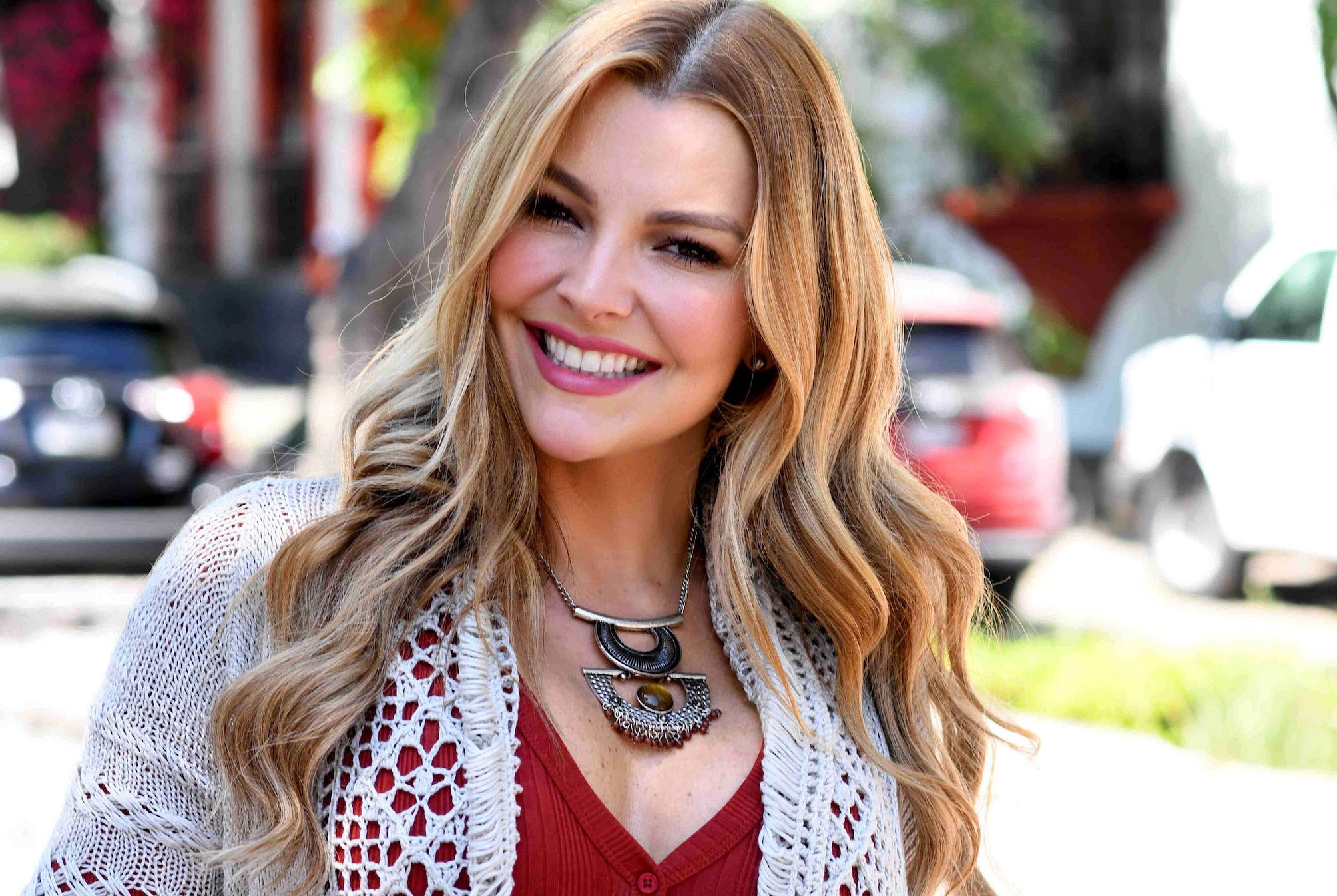 Marjorie de Sousa se puso coqueta y atrevida con lencería nude en Instagram  - La Opinión