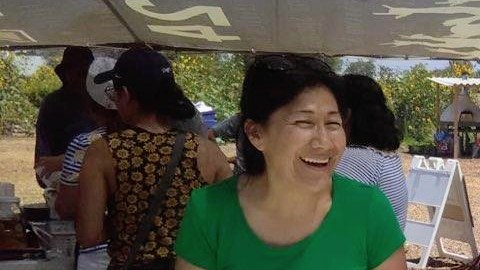 Lucia Ceja (d) es parte de Huerta del Valle desde hace más de tres años. (Suministrada)