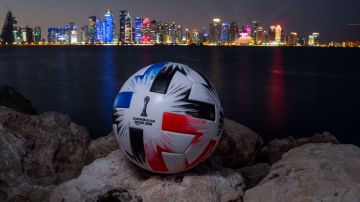 Este nuevo balón es casi una réplica de la famosa Adidas Telstar 18.