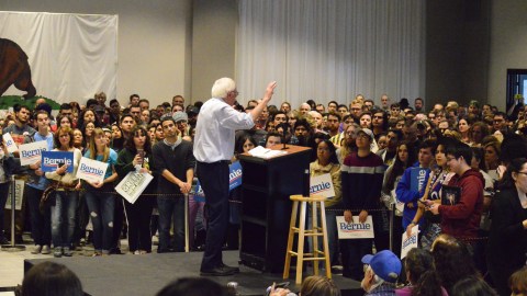 Mitin con Bernie Sanders en el Marinaj Banquets Hall, en Moreno Valley. (Alejandro Cano)