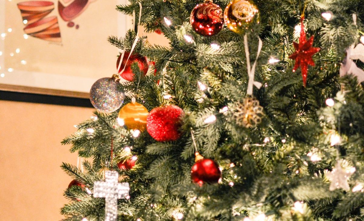 El árbol de Navidad es más que una decoración.
