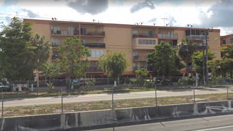 Los administradores del condominio han asegurado que ya están trabajando para encontrar una solución, pero los vecinos están desesperados.