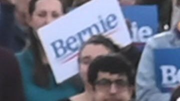 Bernie Sanders durante un mitin electoral en Venice, L.A.