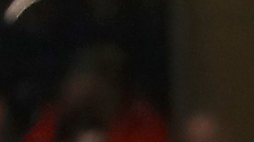 El mediocampista colisionó contra un jardín en South London.