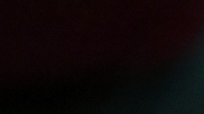 Doris Burke se lució en falda y tacones.