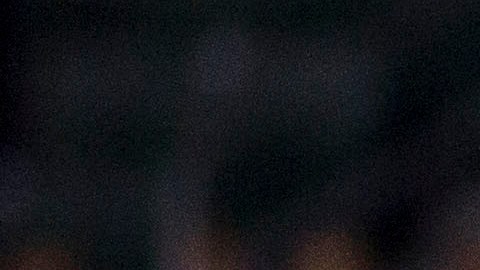 José Madueña tiene pie y medio en Chivas.