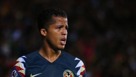 Giovani dos Santos no lució en la final.