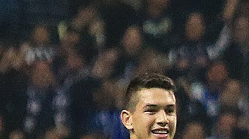 El resultado al término de la primera es un empate a un tanto.