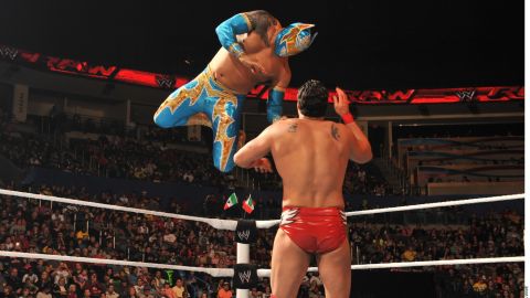 Sin Cara sale de la WWE.