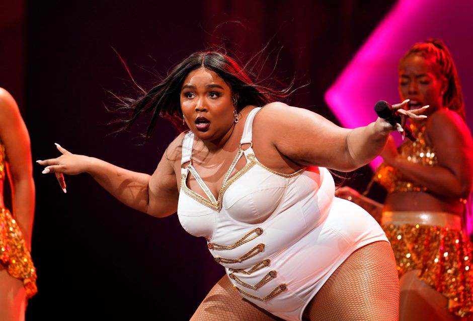 lizzo-thong.jpg