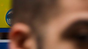 Probablemente sea mejor que pienses en otro lugar donde tu dinero estaría mejor.