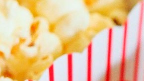 Es probable que te convenga más comprar las palomitas naturales.