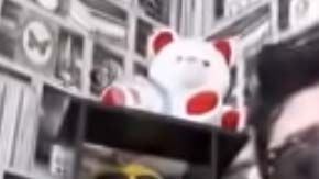 Sekkaki fue condenado también por “posesión de droga”.