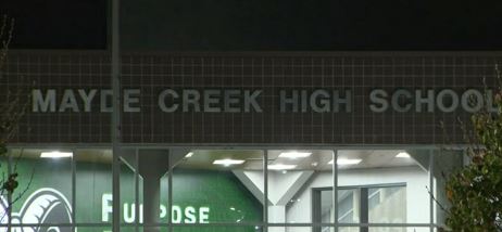 La estudiante reportó la violación dentro de la preparatoria Mayde Creek.