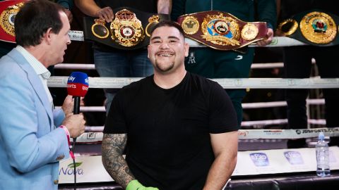 Andy Ruiz cuenta con el apoyo de Chivas en su pelea contra Anthony Joshua.